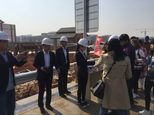 南昌市委宣传部等20多家媒体到七里岗项目举行采访_拉斯维加斯3133cc