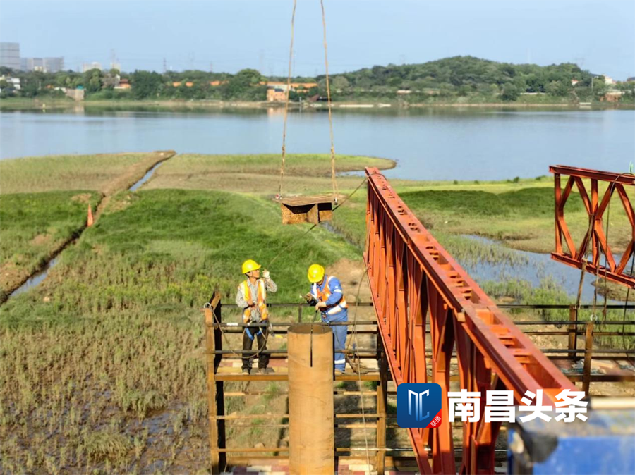 抢抓进度建设者们坚守一线为项目按下“加速键”_拉斯维加斯3133cc