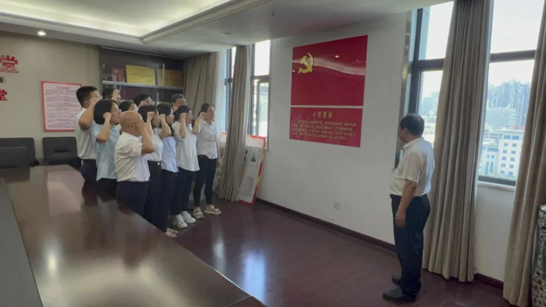 南昌市拉斯维加斯3133cc集团喜迎七一 庆党华诞